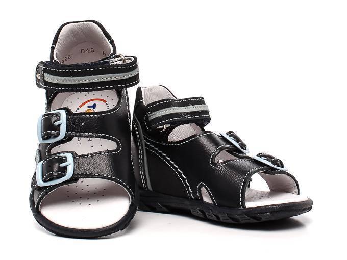 Сандалии открытые