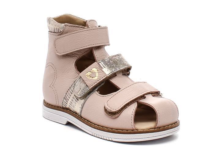 Сандалии закрытые